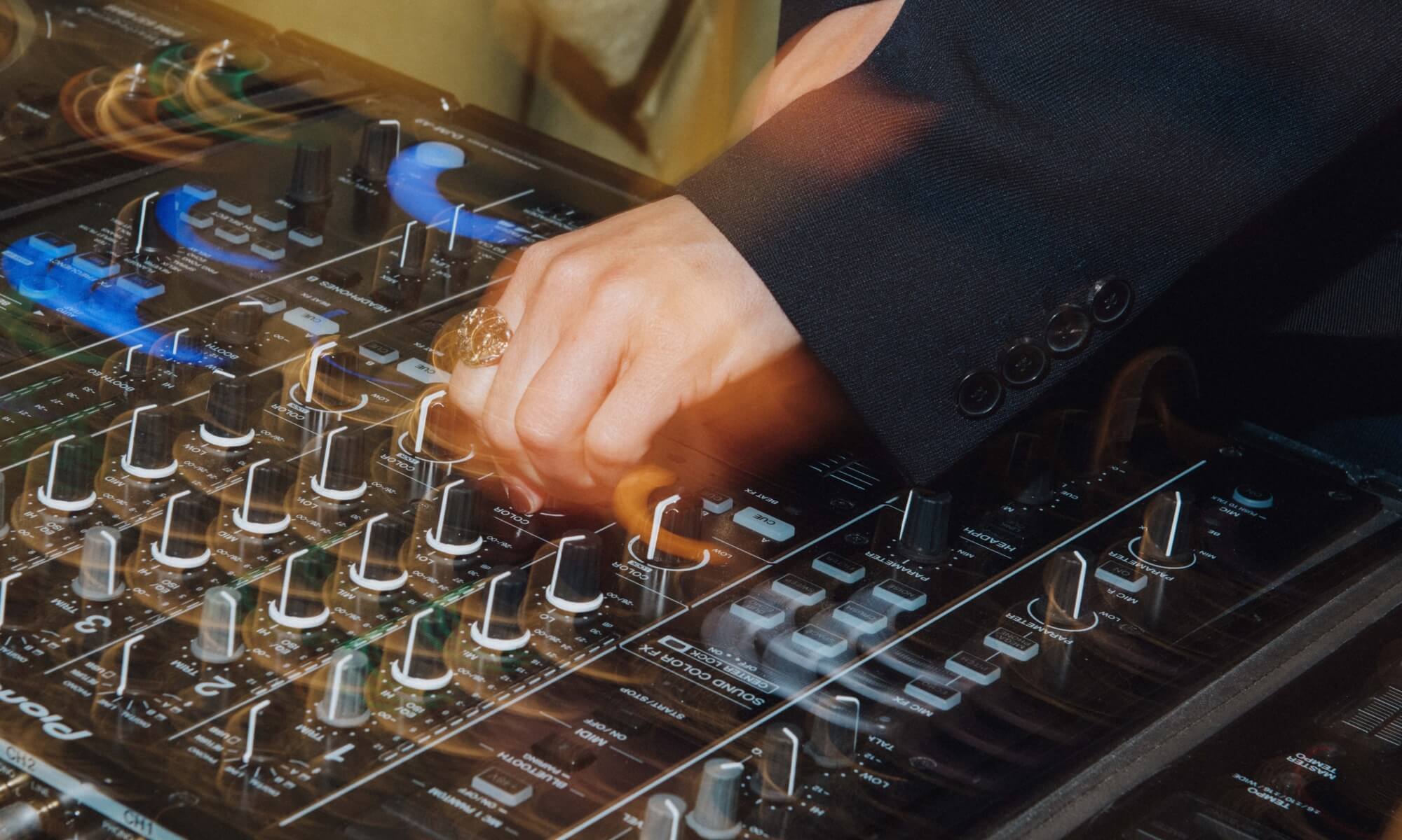 Jigsaw is back on High Street Kensington